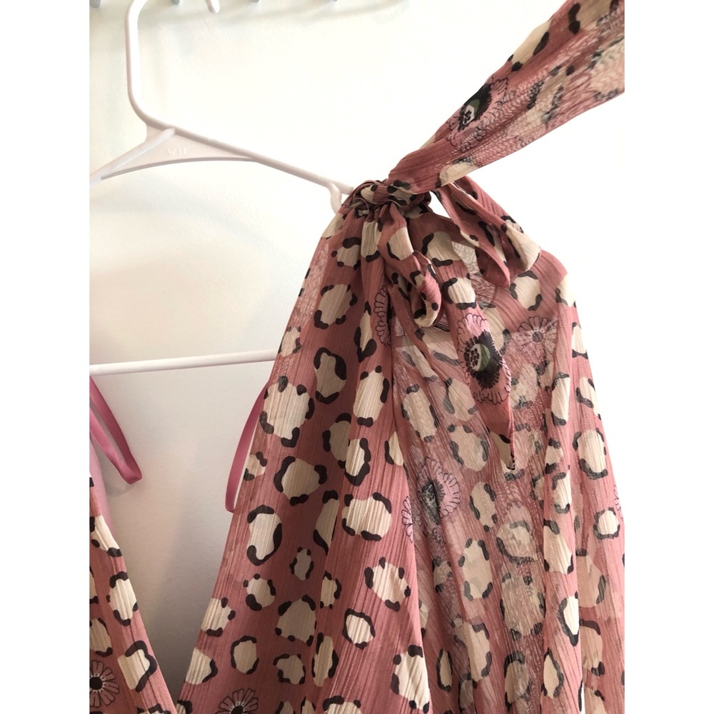 SELFIE LESLIE CHERISH BOW SHOULDER RUFFLE DETAIL DRESS ROSE - Picture 8 of 13